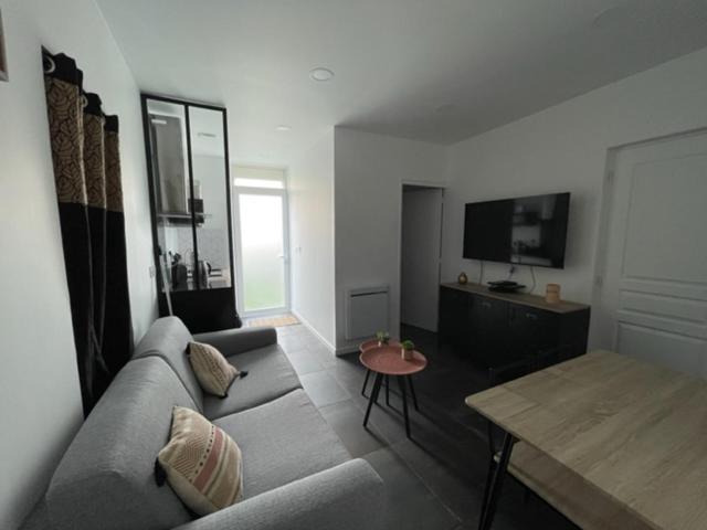 - Le Nuage - Unique, Espace Spa Privatif Et Jardin Avec Plancha Et Salon Privatif, Stationnement Public Gratuit Niort Eksteriør bilde